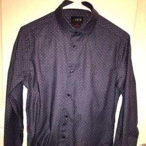 1670 Men’s Slim Fit Dress Shirt